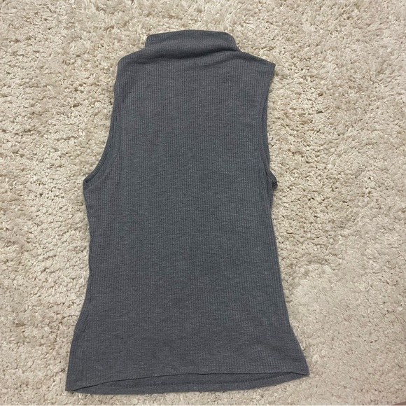 🌸SALE🌸 Garage Turtle Neck Tank - Picture 2 of 4